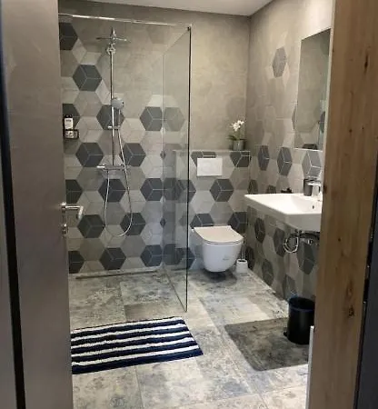 Apartman Unique Near Tivoli Ljubljana