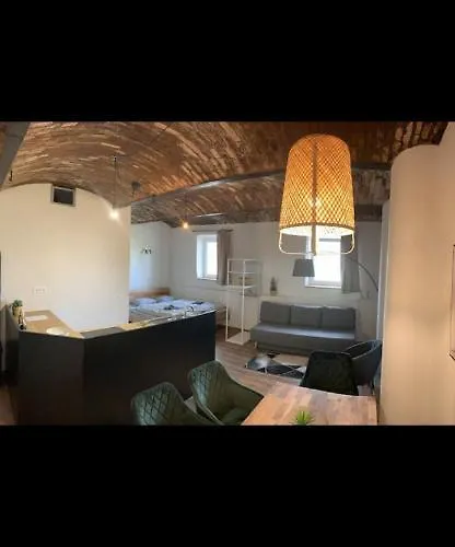 Unique Near Tivoli Apartmán